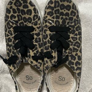 SO Womens Leopard Sneakers with Black Laces